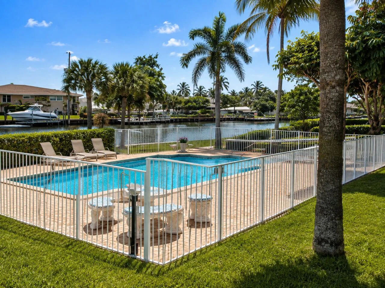 151 SE 6th Avenue # 12, Pompano Beach, FL 33060 photo 2