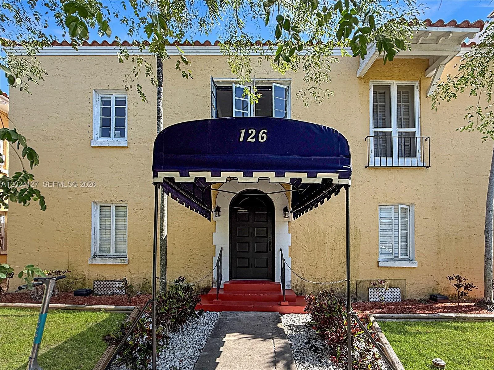 126 Mendoza Ave # 7A, Coral Gables, FL 33134