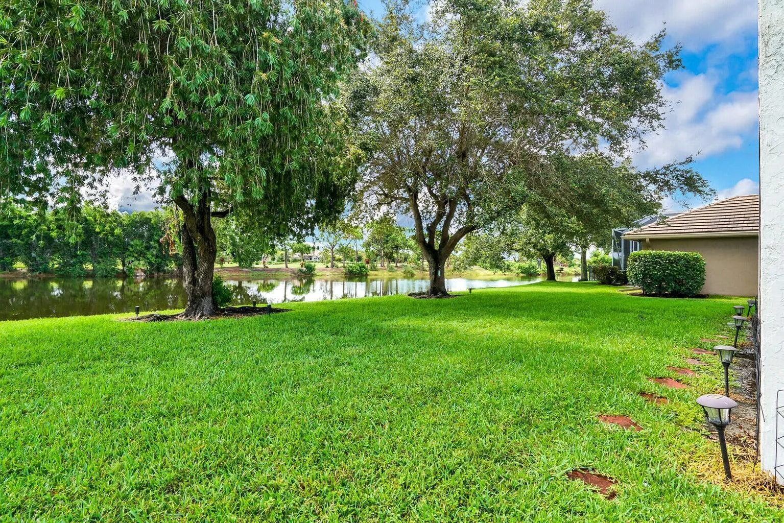 1720 Corsica Drive, Wellington, FL 33414