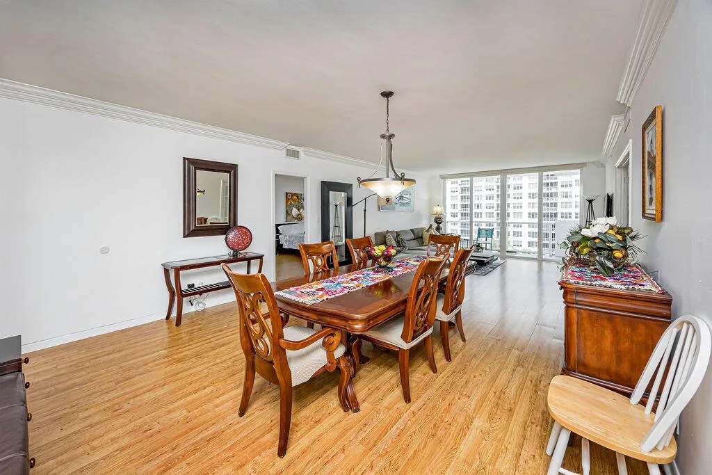 5601 Collins Avenue # 816, Miami Beach, FL 33140 photo 4