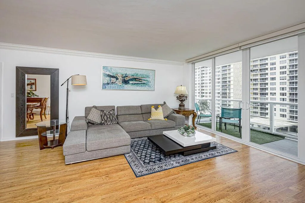5601 Collins Avenue # 816, Miami Beach, FL 33140 photo 7