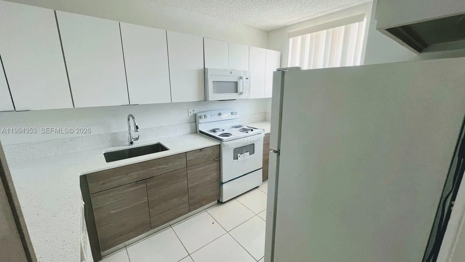 8429 Forest Hills Dr # 305, Coral Springs, FL 33065 photo 2