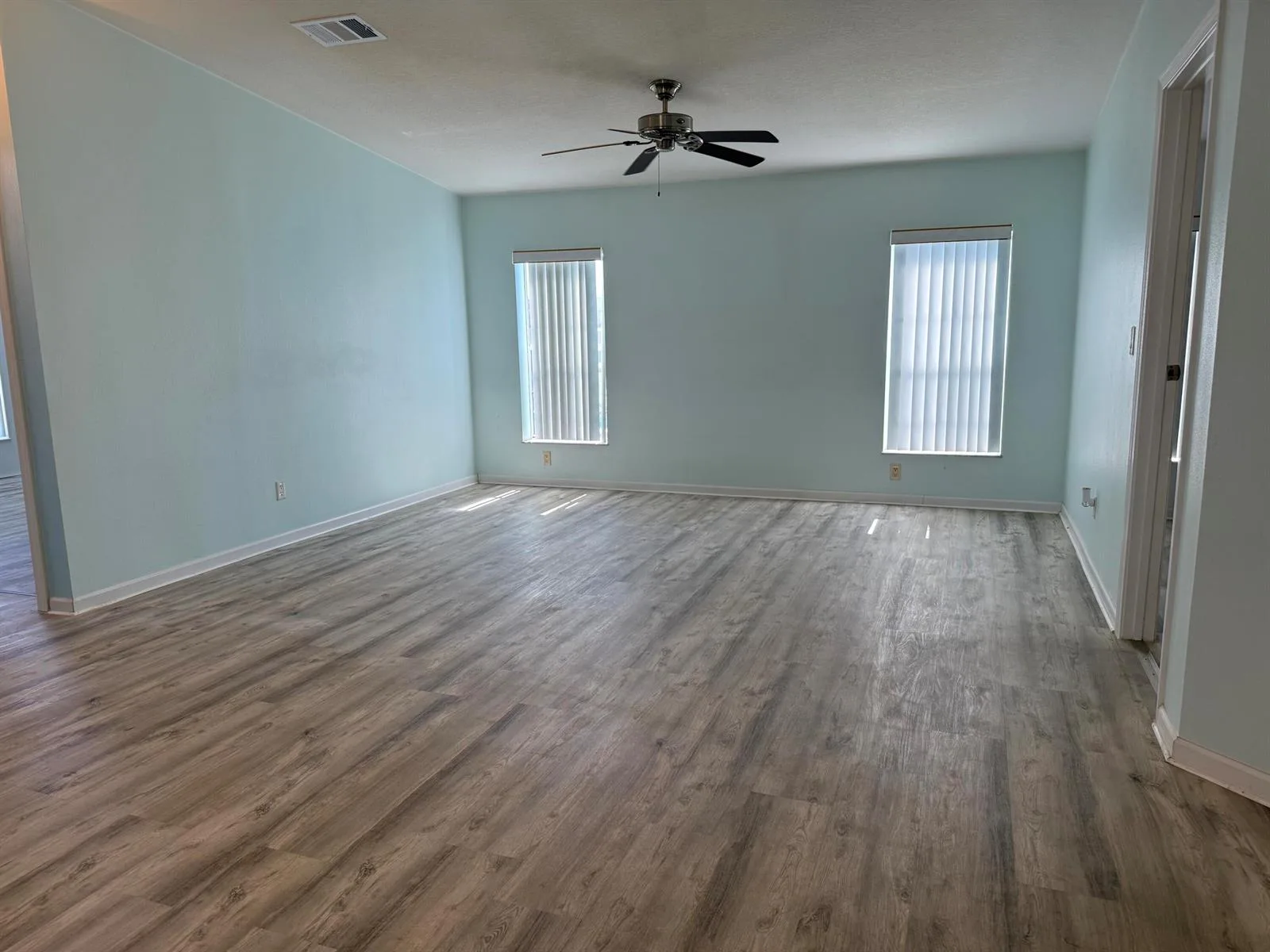294 Kingfisher Avenue, Fort Pierce, FL 34982 photo 4