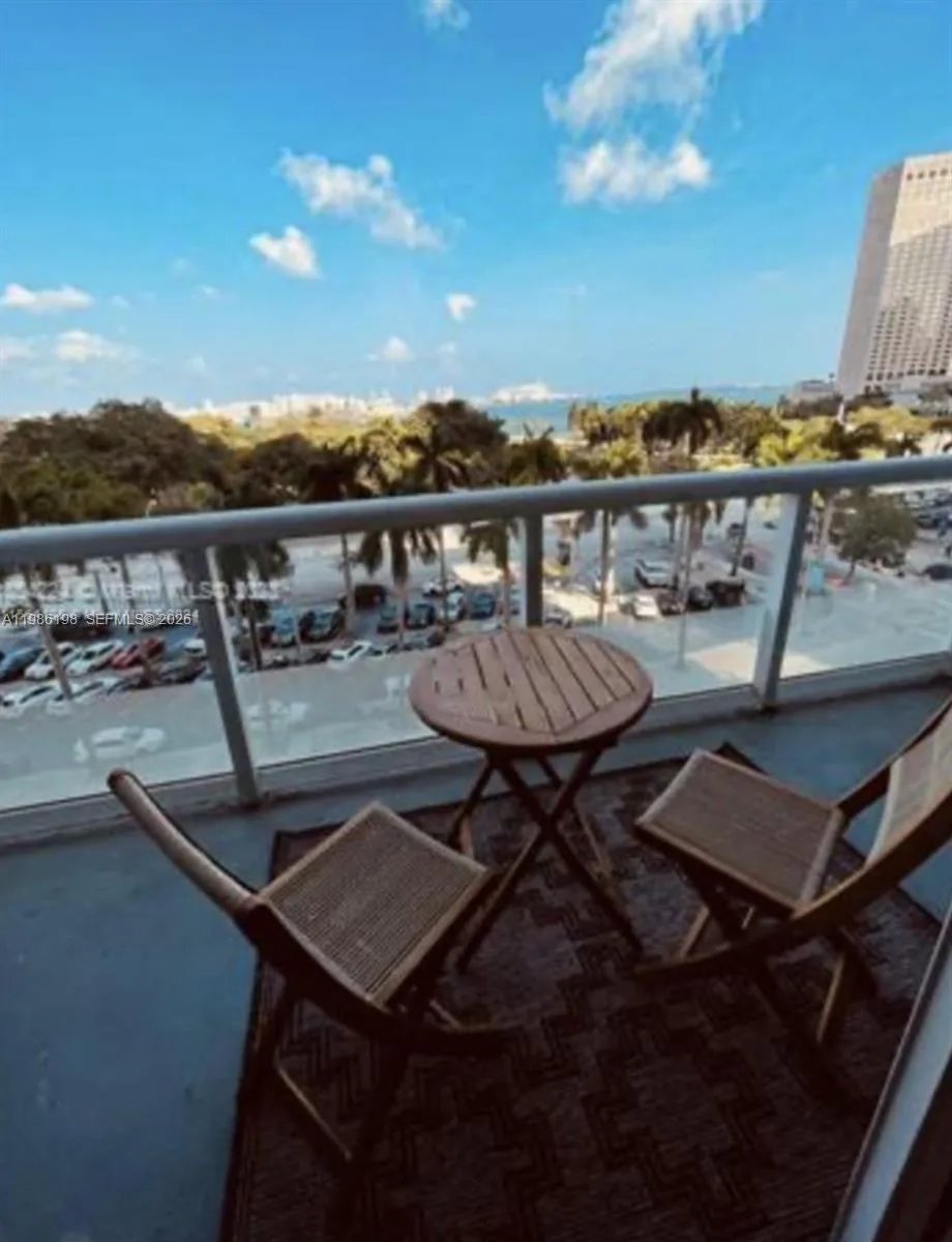 50 Biscayne Blvd # 607, Miami, FL 33132 photo 12