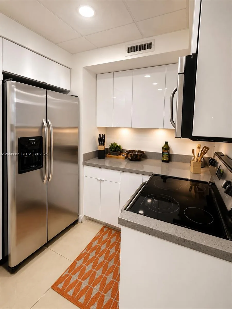 3505 S Ocean Dr # 411, Hollywood, FL 33019 photo 2