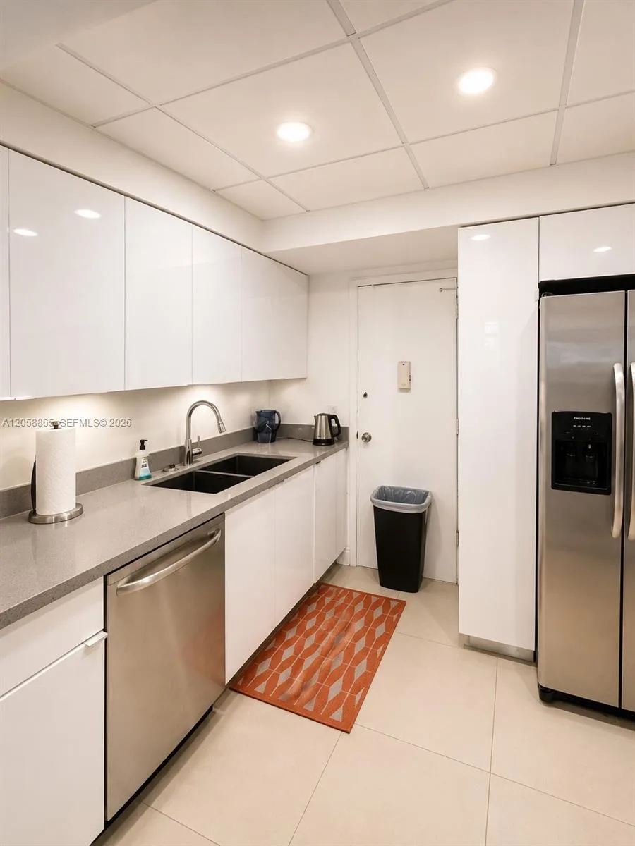 3505 S Ocean Dr # 411, Hollywood, FL 33019 photo 3