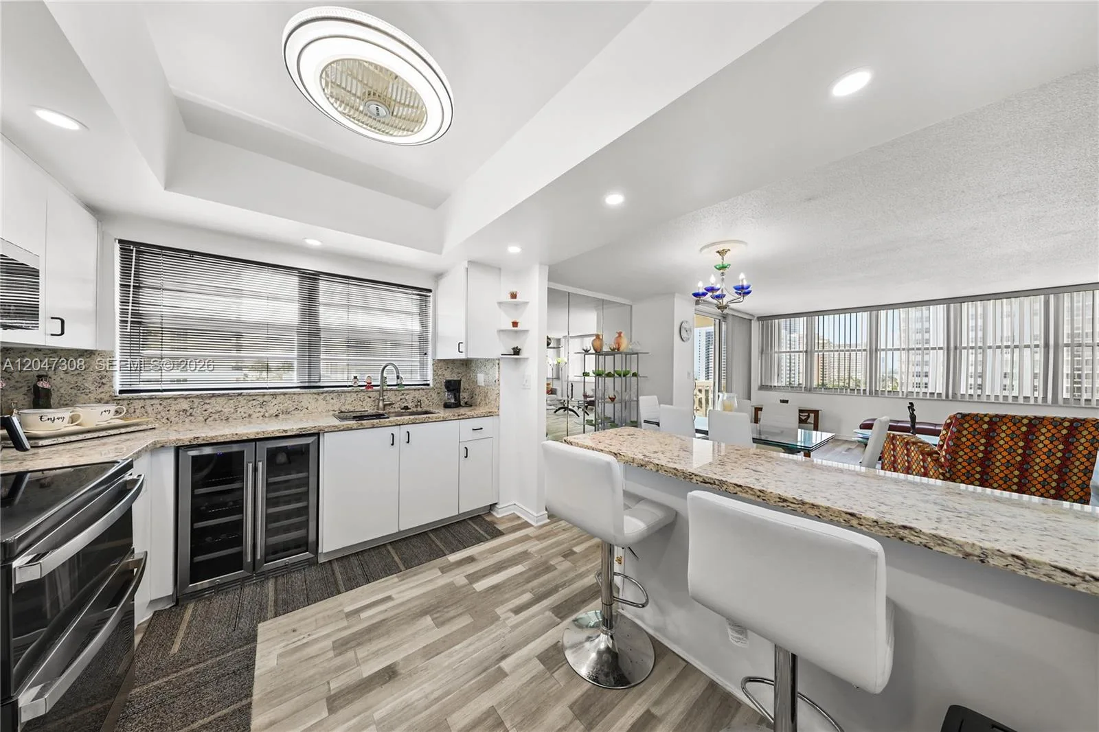 1825 S Ocean Dr # 914, Hallandale Beach, FL 33009