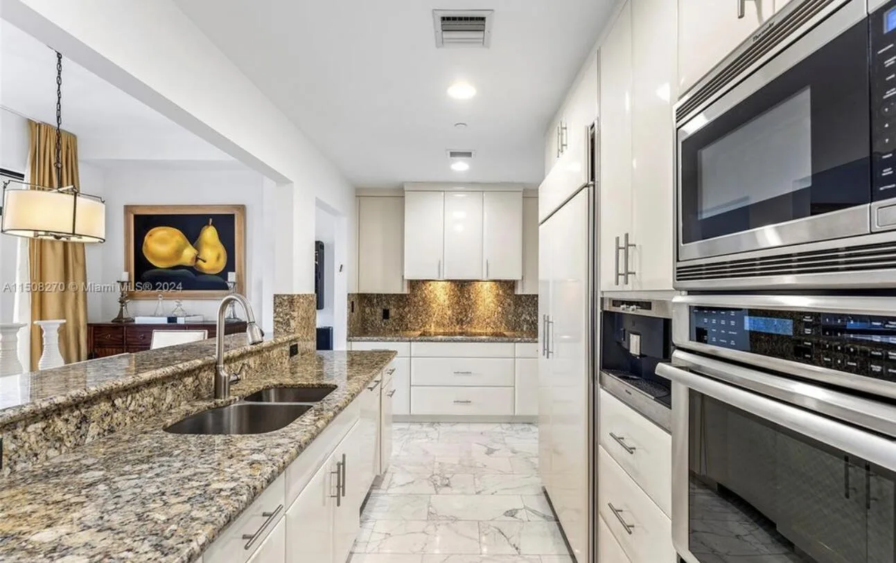 200 E Palmetto Park Road # 16, Boca Raton, FL 33432 photo 2