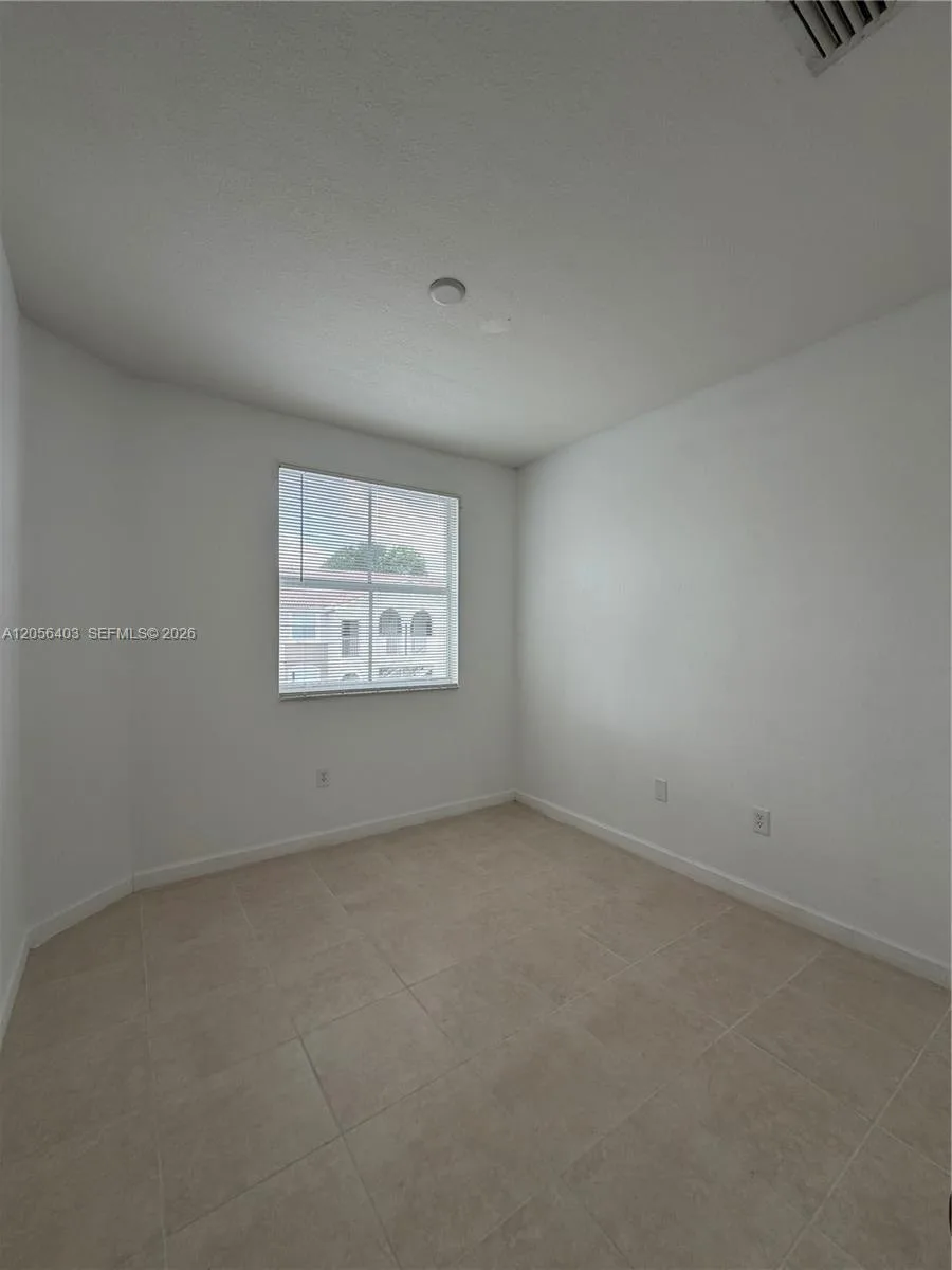 1661 SE 28th St # 204, Homestead, FL 33035 photo 12