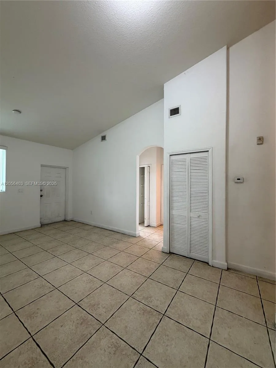 1661 SE 28th St # 204, Homestead, FL 33035 photo 5