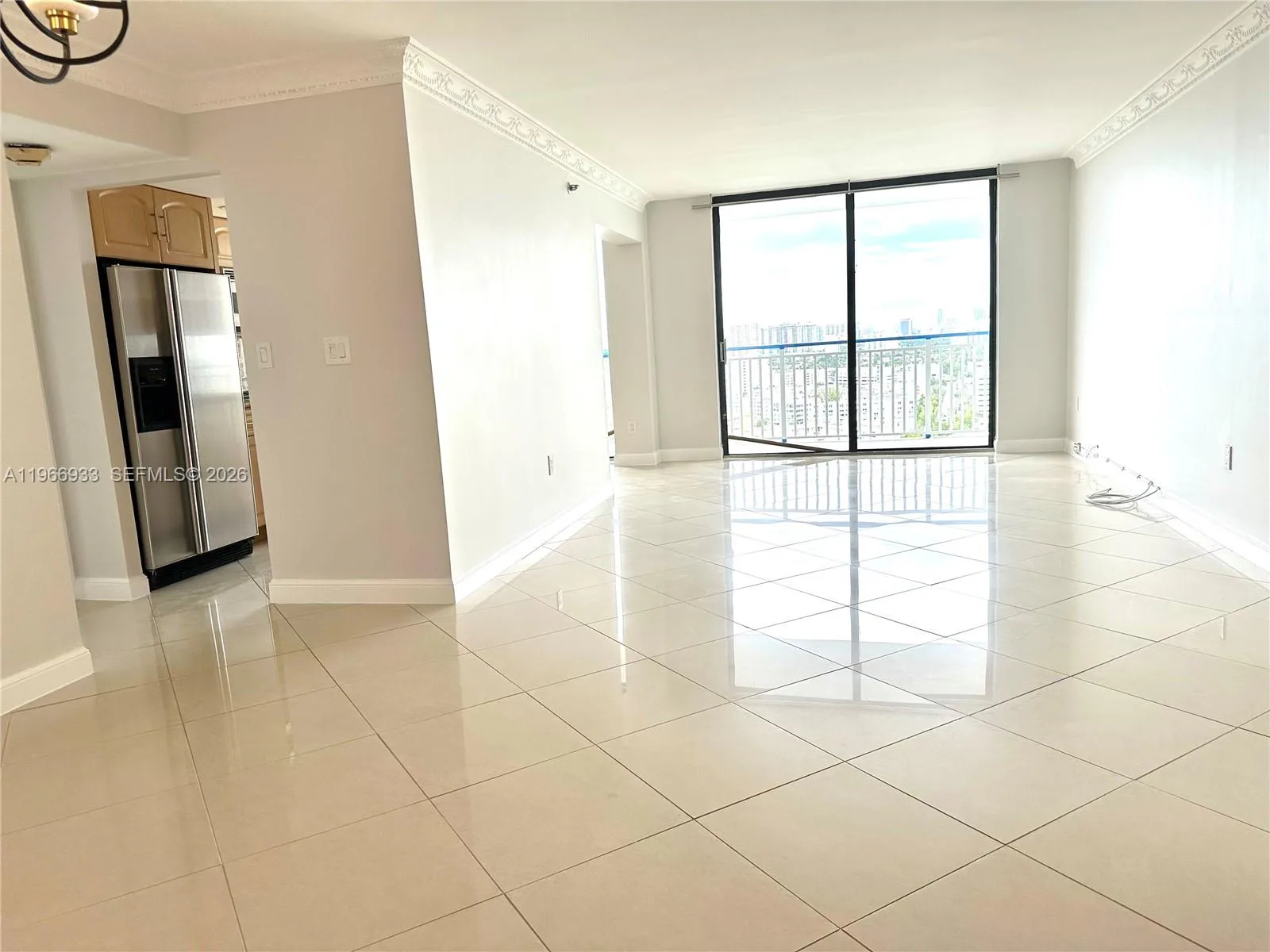 210 174th St # 2411, Sunny Isles Beach, FL 33160 photo 3