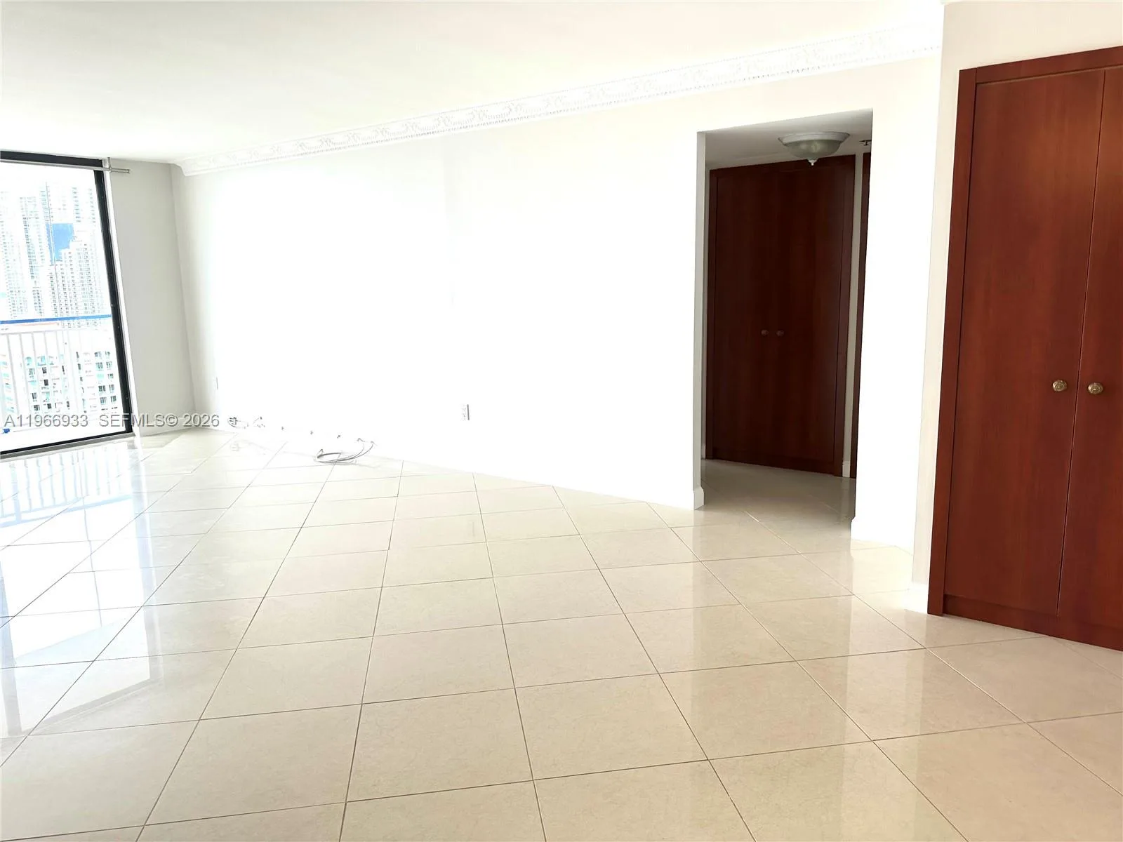 210 174th St # 2411, Sunny Isles Beach, FL 33160 photo 6