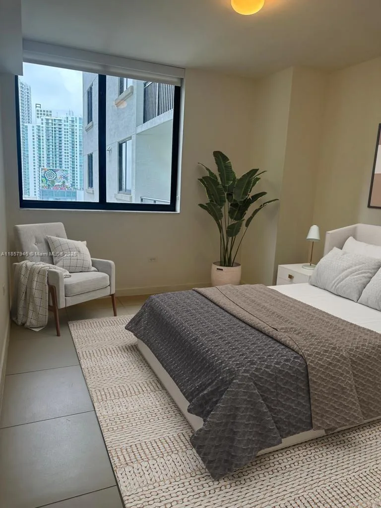 999 SW 1st Ave # 2307, Miami, FL 33130 photo 9