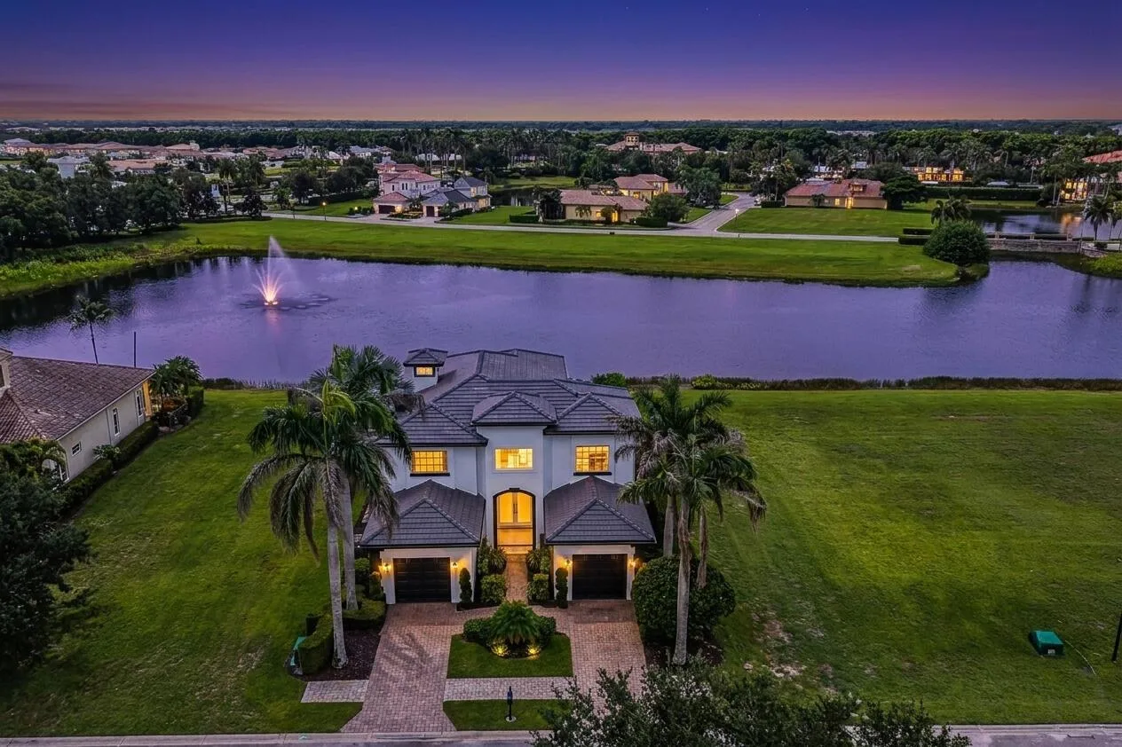 146 SE Bella Strano, Port St. Lucie, FL 34984