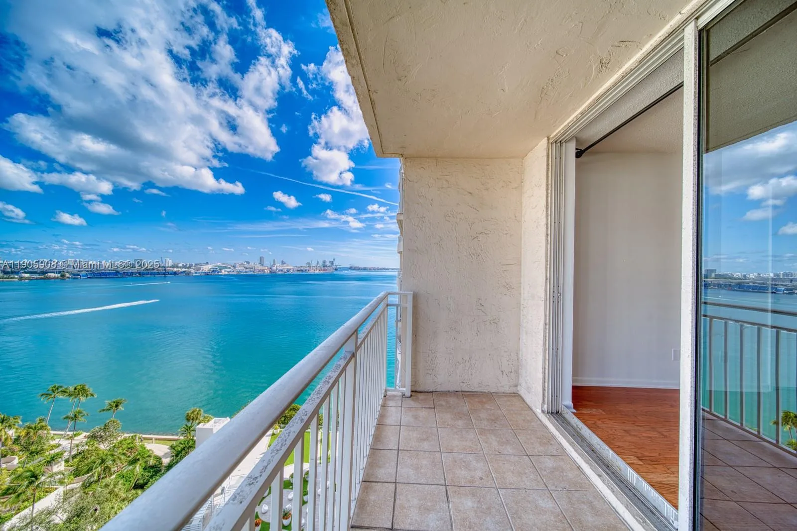 770 Claughton Island Dr # 1803, Miami, FL 33131