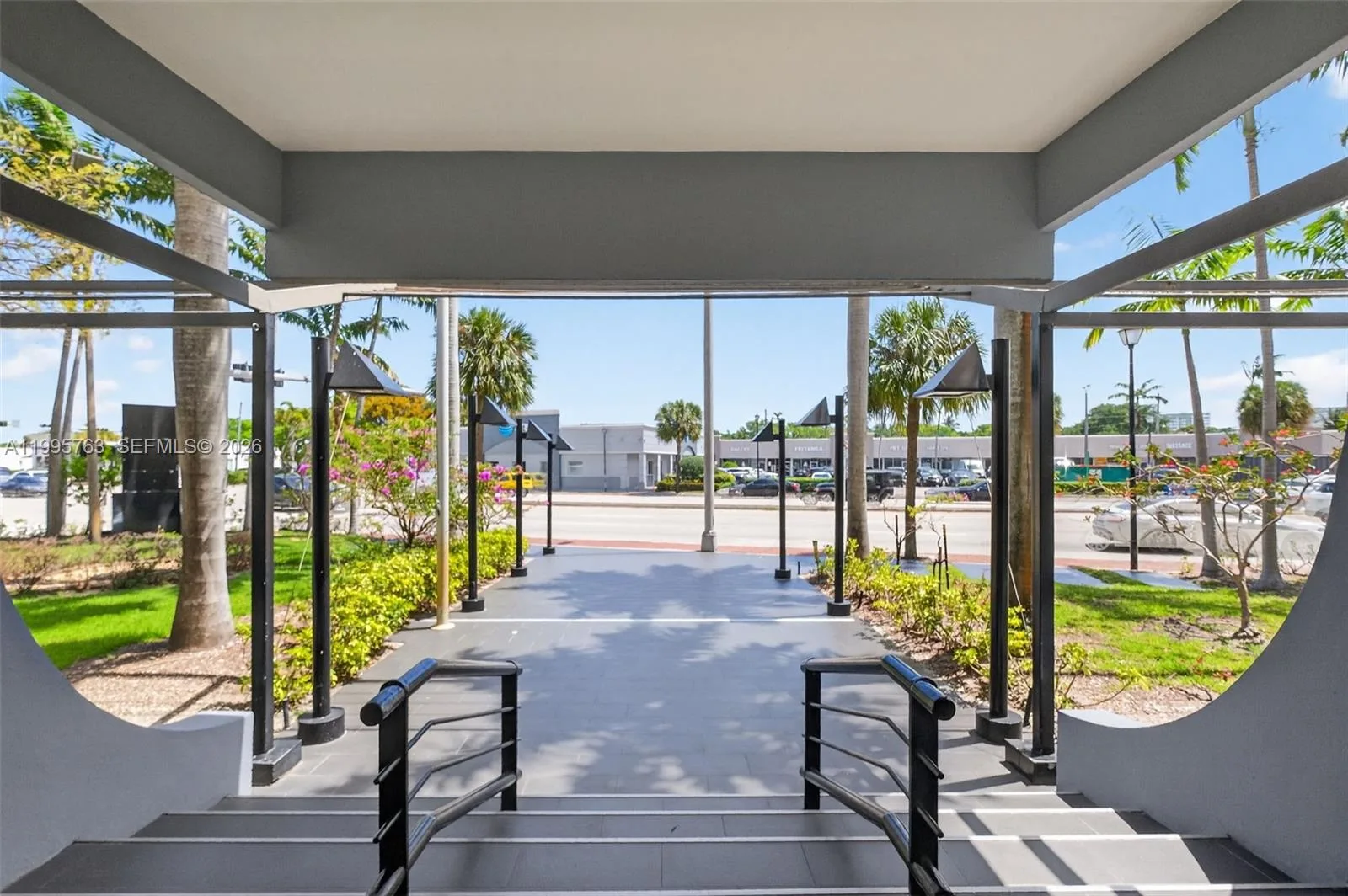 12550 Biscayne Blvd # 501, North Miami, FL 33181 photo 2