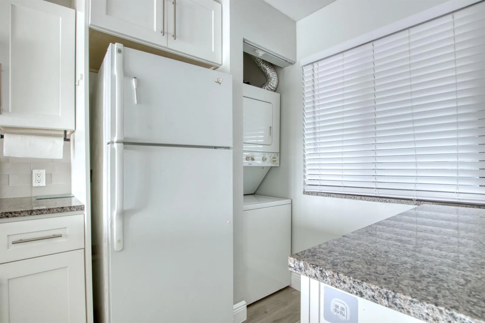 4254 D Este Court # 304, Lake Worth, FL 33467 photo 6