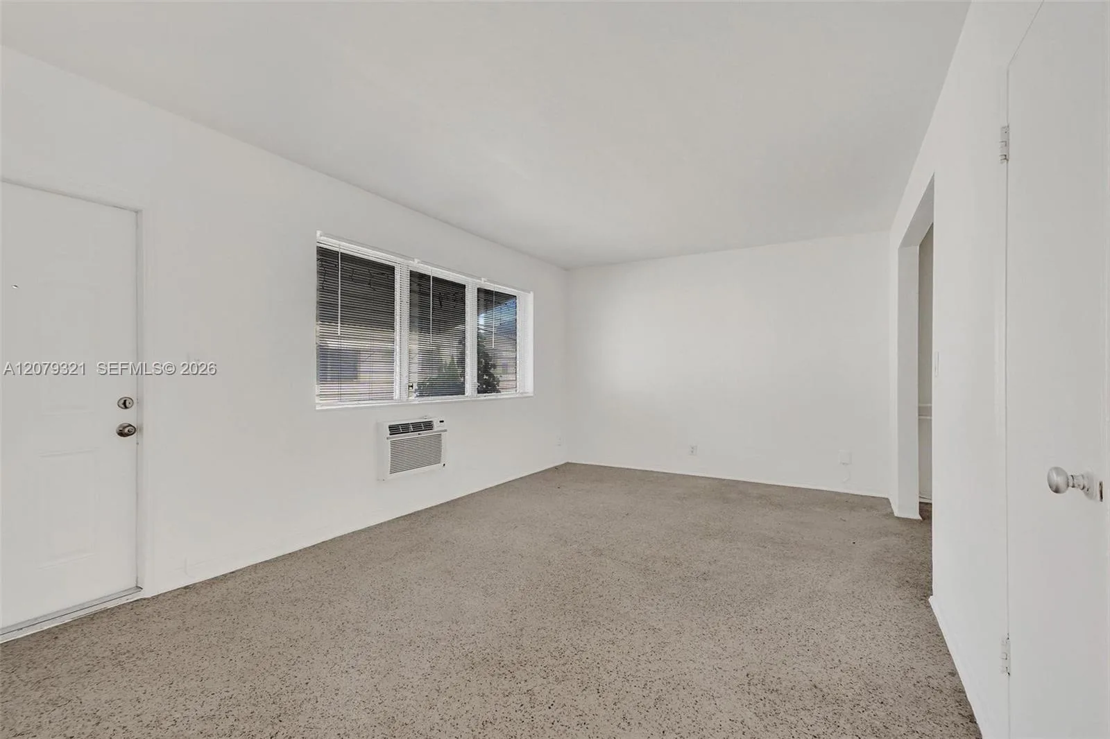 700 82nd St # 3, Miami Beach, FL 33141