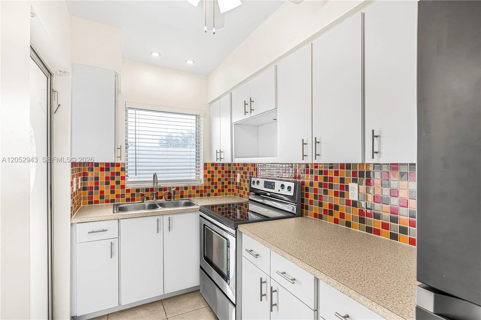 201 NE 14th Ave # 8C, Hallandale Beach, FL 33009 photo 8