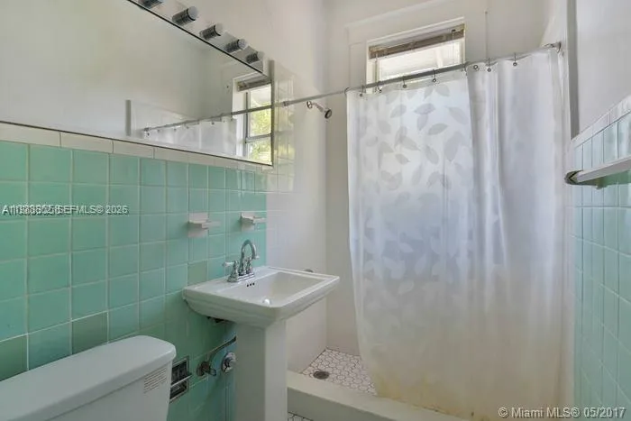 2000 S Miami Ave, Miami, FL 33129 photo 13