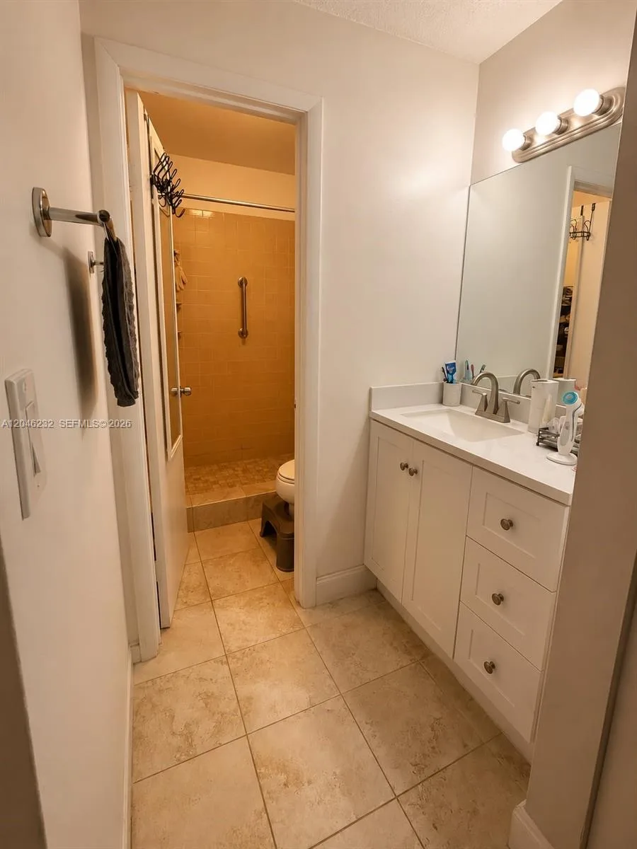 7954 NW 41st Ct, Sunrise, FL 33351 photo 9