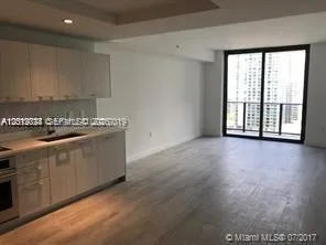 55 SW 9th St # 2504, Miami, FL 33130 photo 3