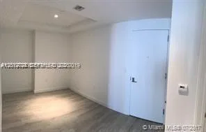 55 SW 9th St # 2504, Miami, FL 33130 photo 4