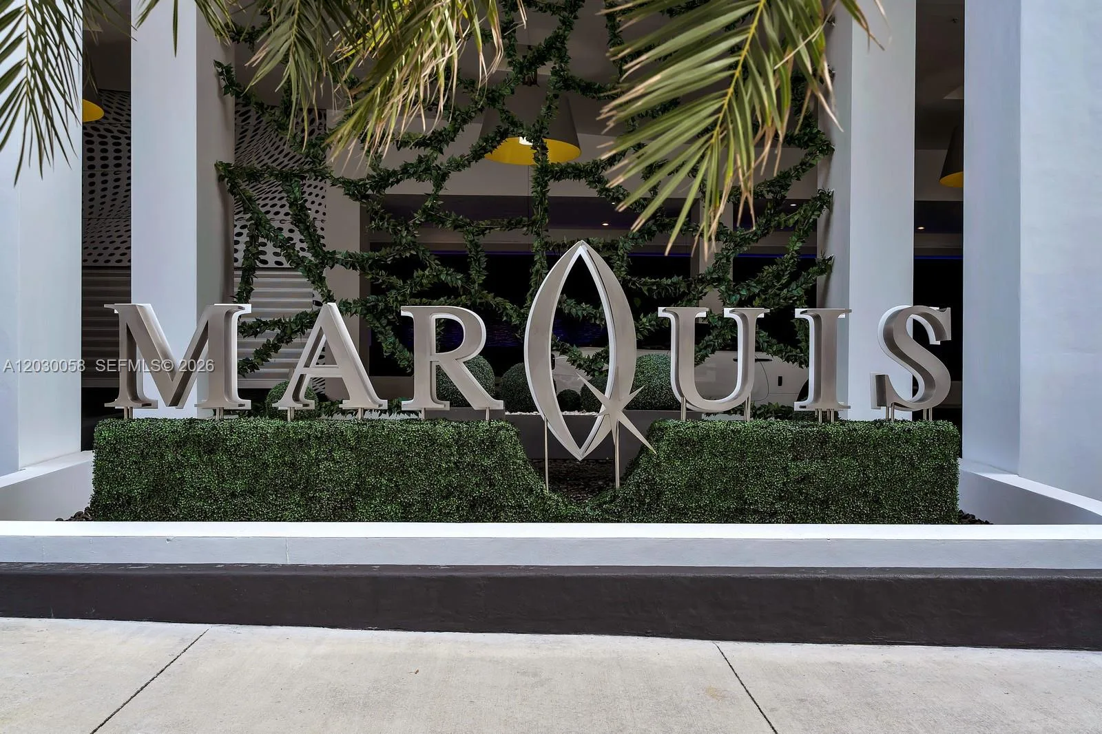 1100 Biscayne Blvd # 5203, Miami, FL 33132