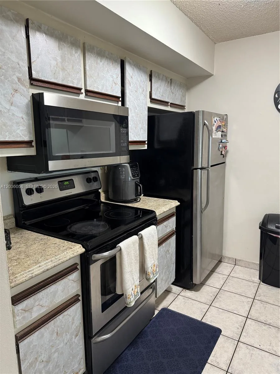 18230 Mediterranean Blvd # 1303, Hialeah, FL 33015 photo 4