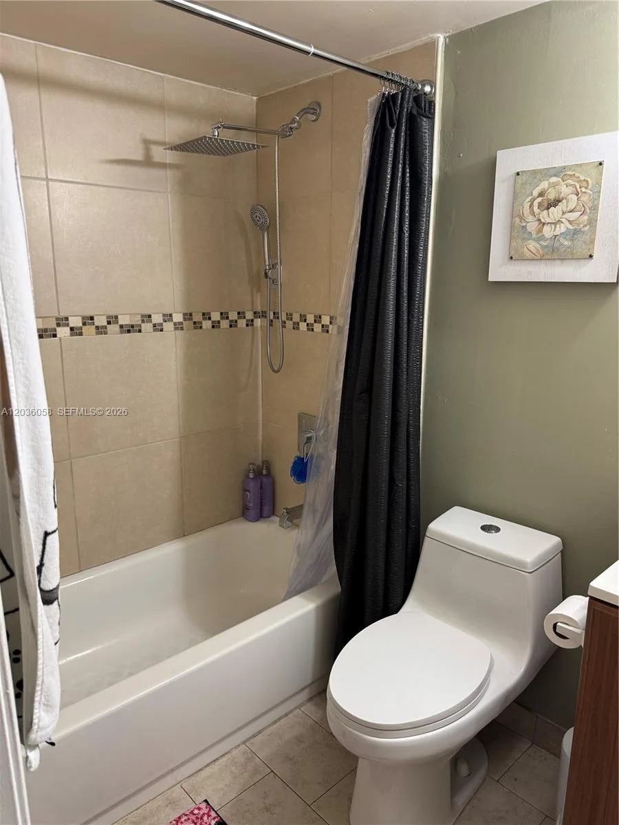 18230 Mediterranean Blvd # 1303, Hialeah, FL 33015 photo 5