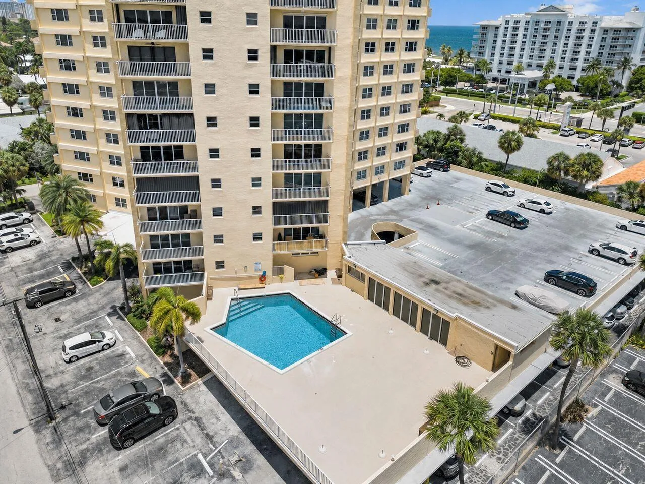 1200 HIBISCUS Avenue # 1406, Pompano Beach, FL 33062 photo 3