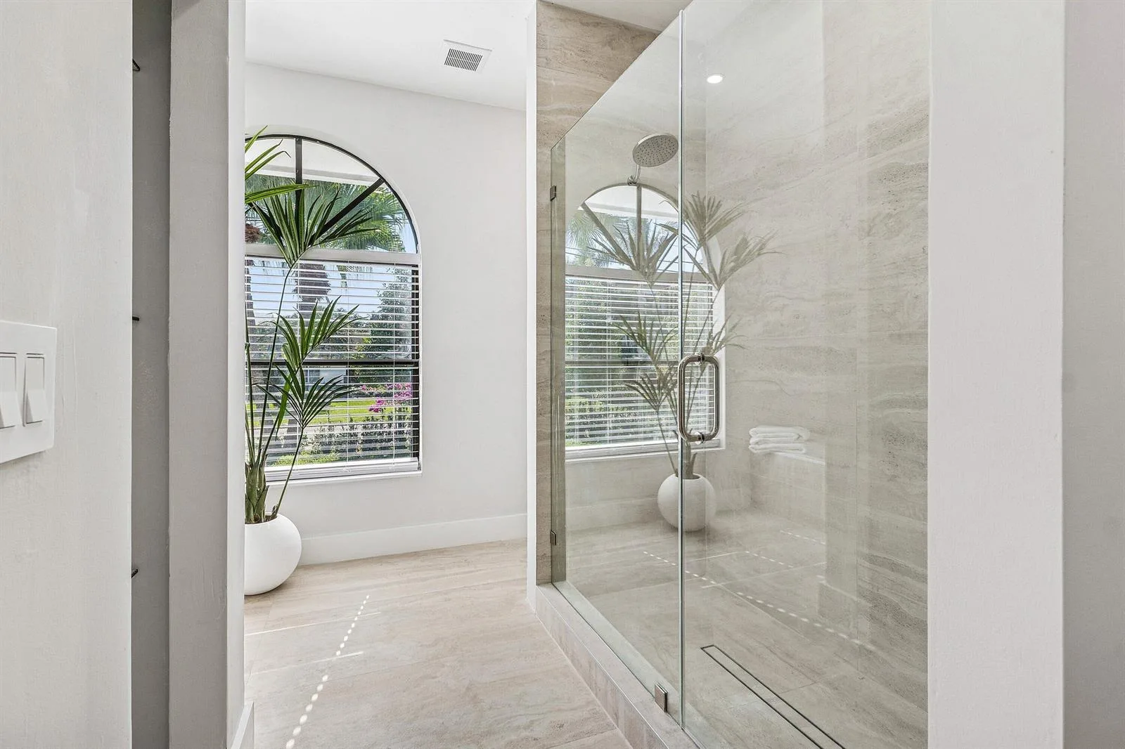 48 Harbour Drive N, Boynton Beach, FL 33435 photo 12
