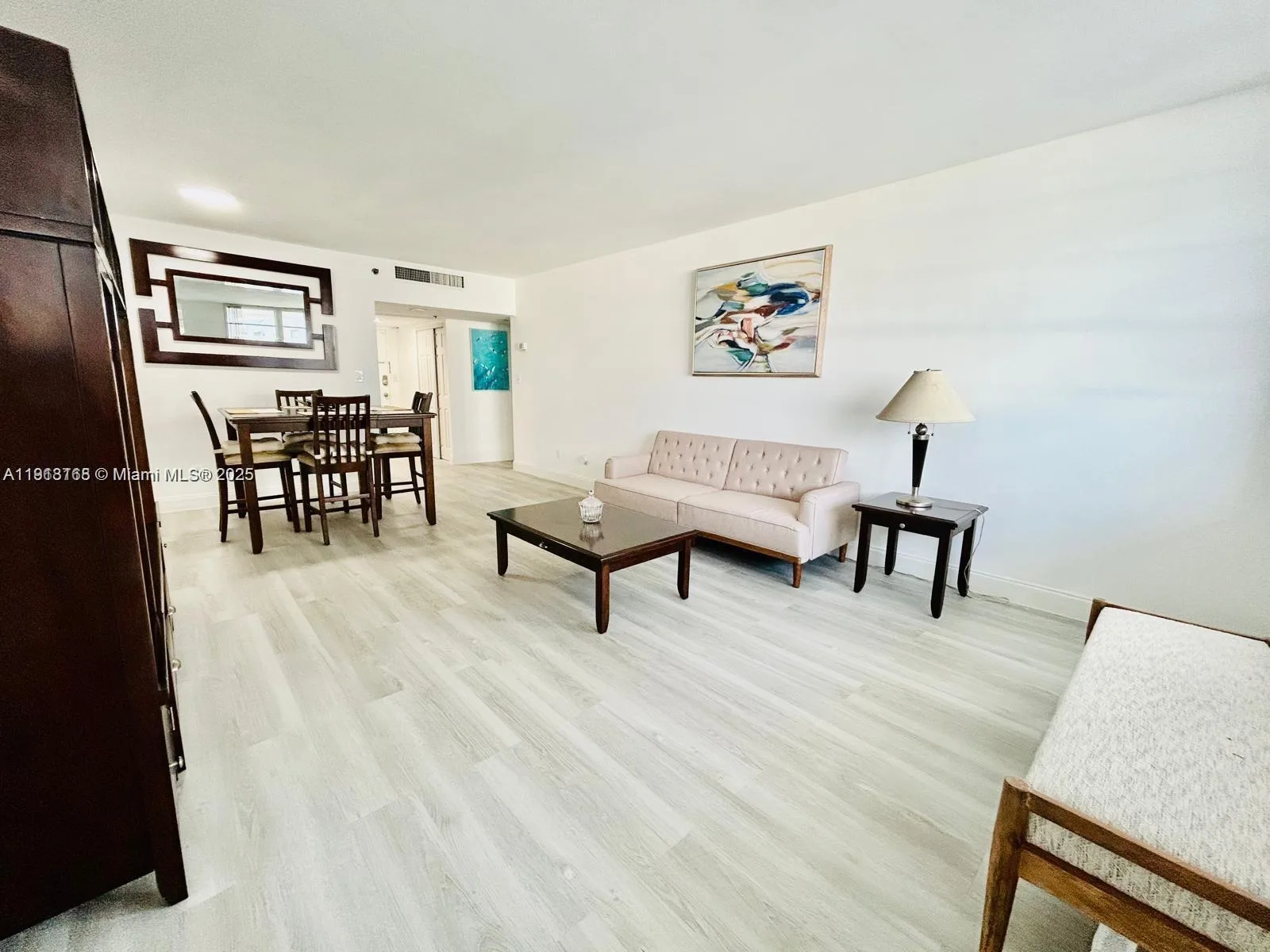 100 Lincoln Rd # 535, Miami Beach, FL 33139