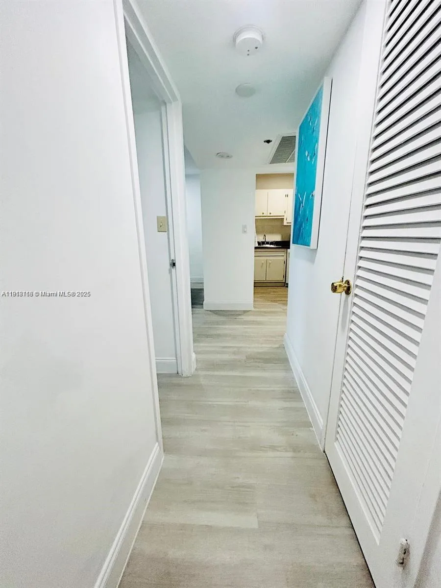 100 Lincoln Rd # 535, Miami Beach, FL 33139 photo 10