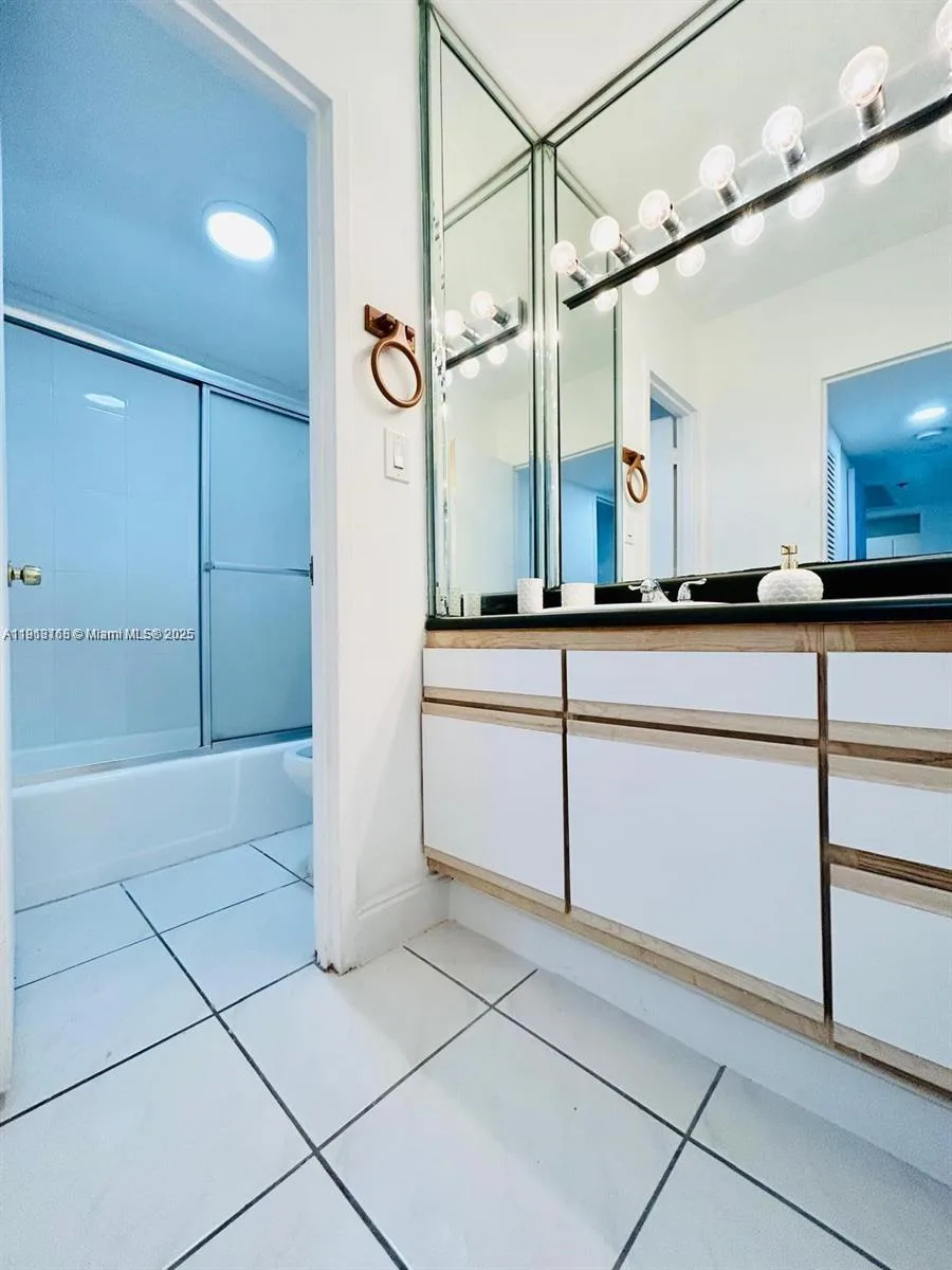 100 Lincoln Rd # 535, Miami Beach, FL 33139 photo 7