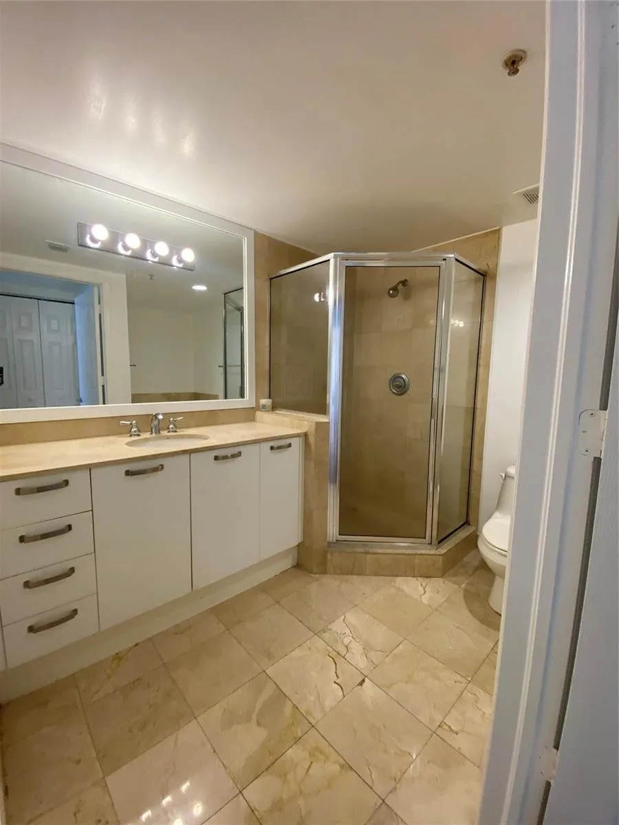 2030 S DOUGLAS Road # 403, Coral Gables, FL 33134 photo 8