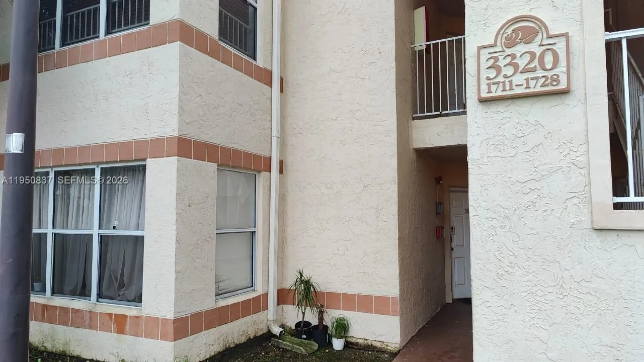 3320 N Pinewalk Dr N # 1715, Margate, FL 33063