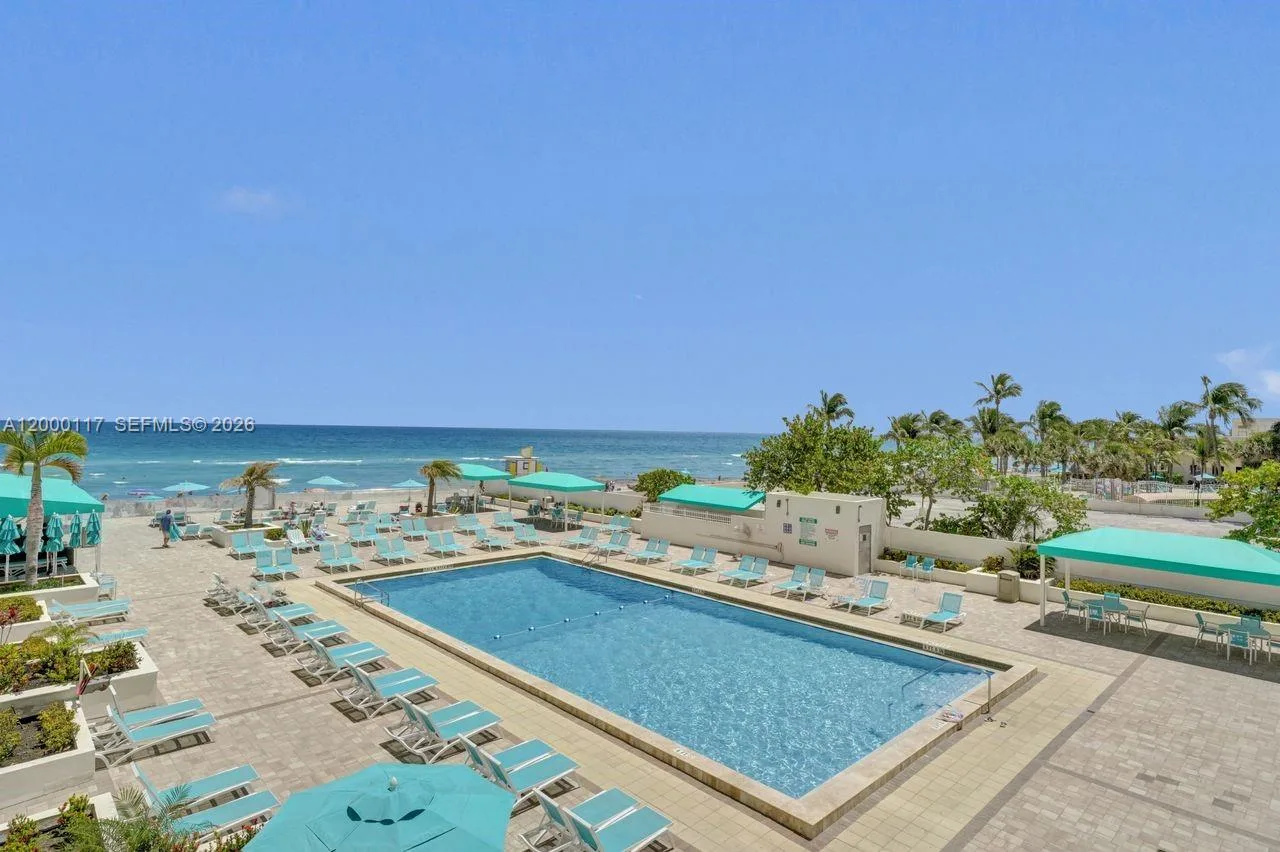 3725 S Ocean Dr # 306, Hollywood, FL 33019