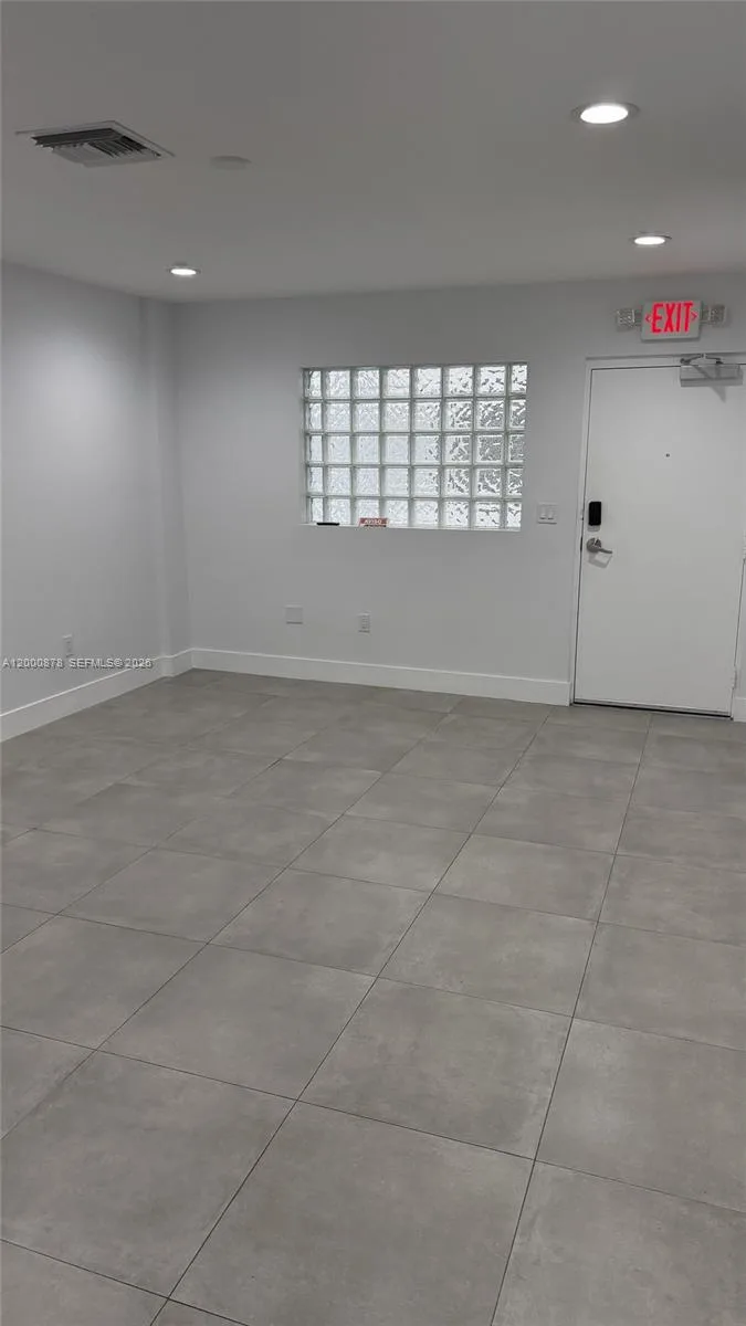 645 Palmetto Dr # 12, Miami Springs, FL 33166 photo 6