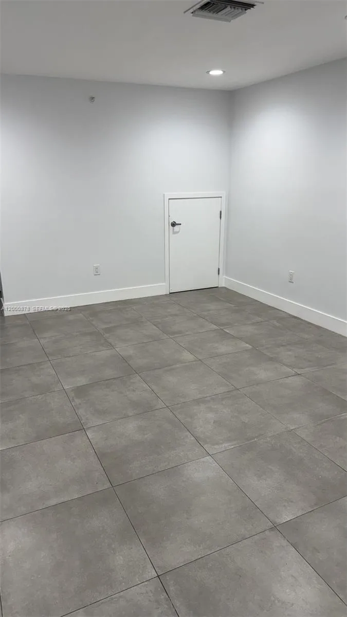645 Palmetto Dr # 12, Miami Springs, FL 33166 photo 7