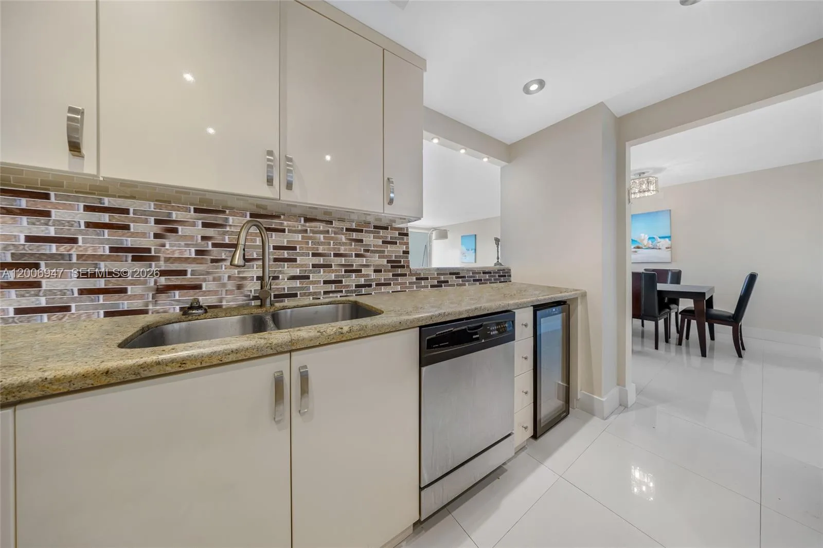 100 Bayview Dr # 606, Sunny Isles Beach, FL 33160 photo 12
