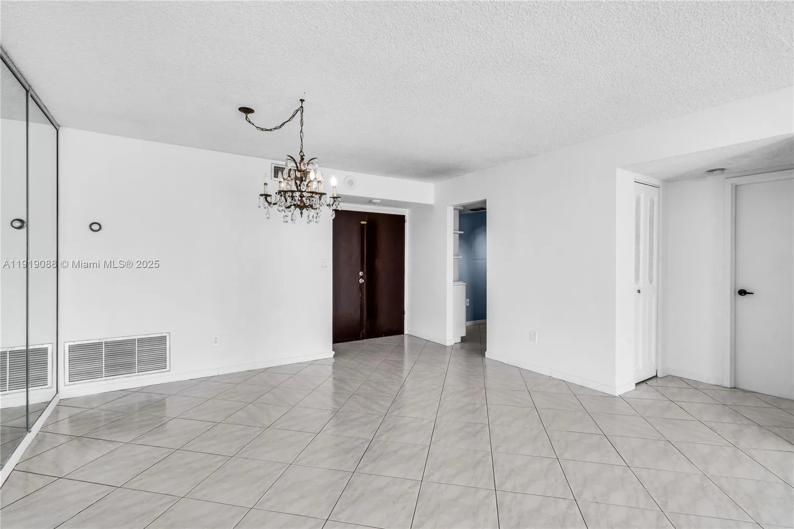 1420 Brickell Bay Dr # 608B, Miami, FL 33131 photo 10