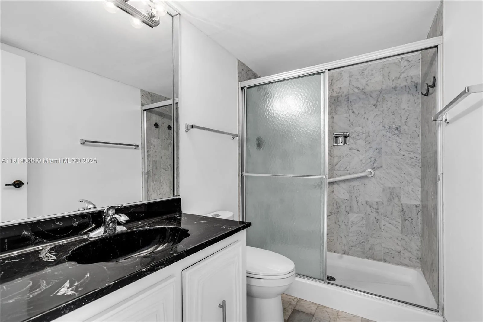 1420 Brickell Bay Dr # 608B, Miami, FL 33131 photo 13