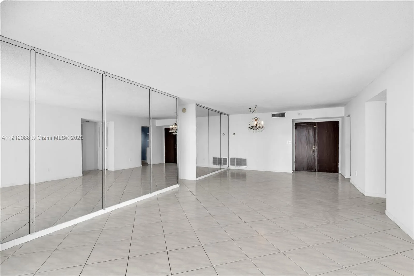 1420 Brickell Bay Dr # 608B, Miami, FL 33131 photo 8