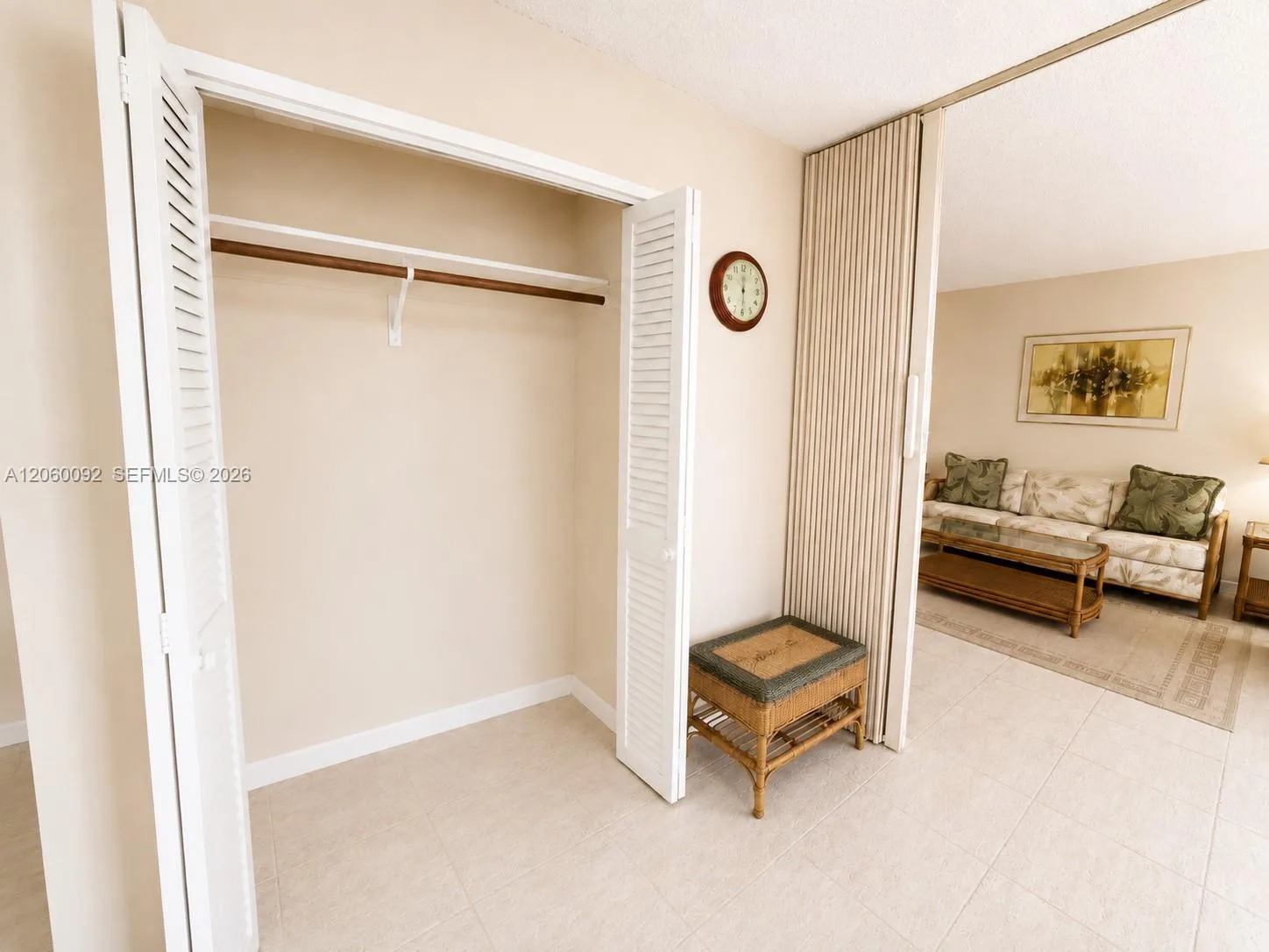 220 Kings Point Dr # 211, Sunny Isles Beach, FL 33160 photo 10