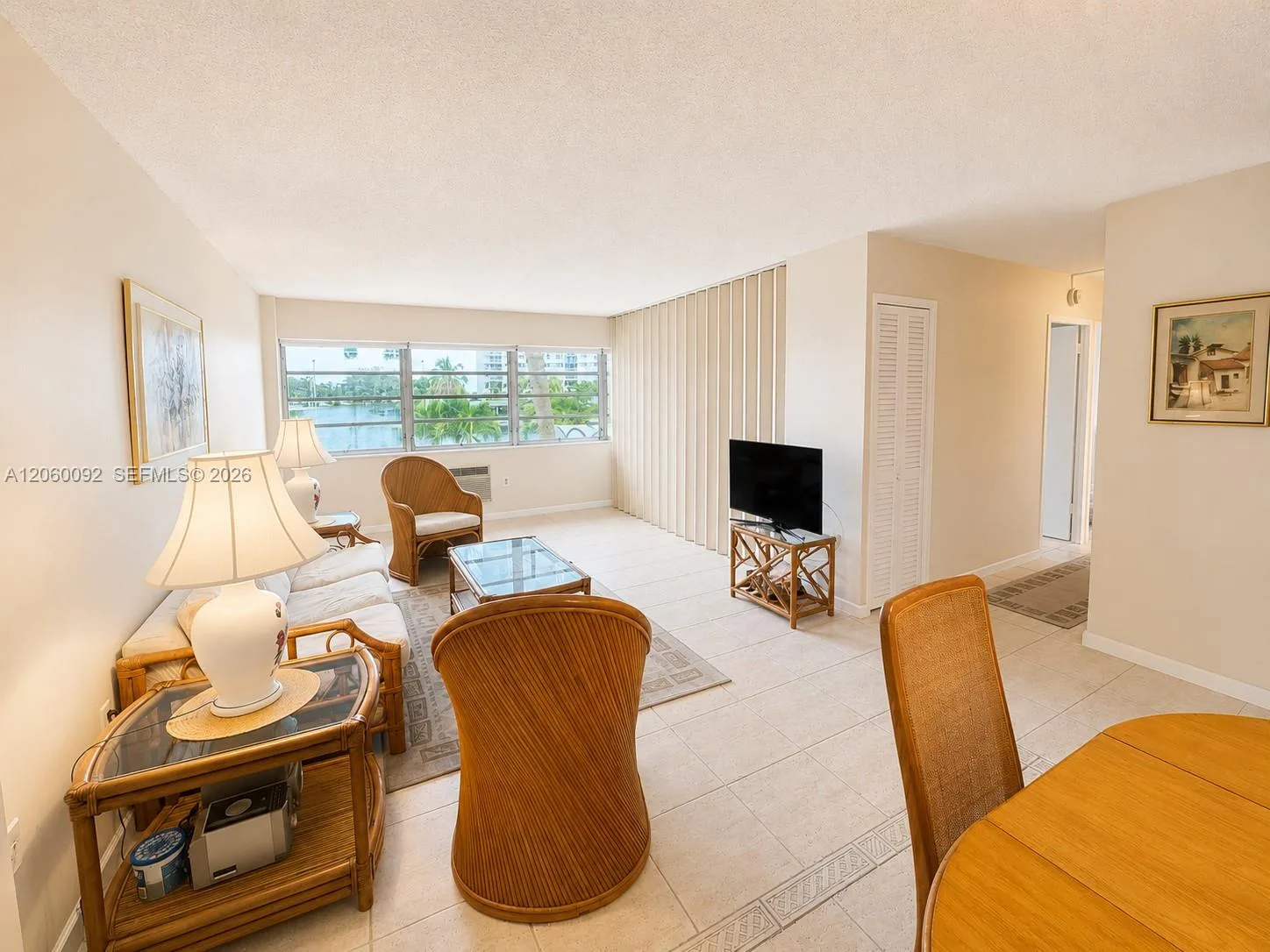220 Kings Point Dr # 211, Sunny Isles Beach, FL 33160 photo 7