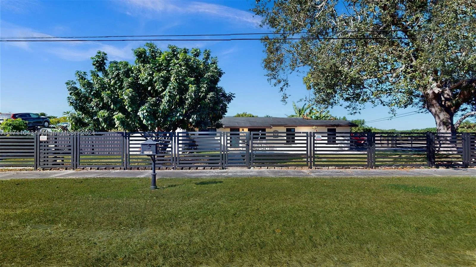 27200 SW 162nd Ave, Homestead, FL 33031 photo 2