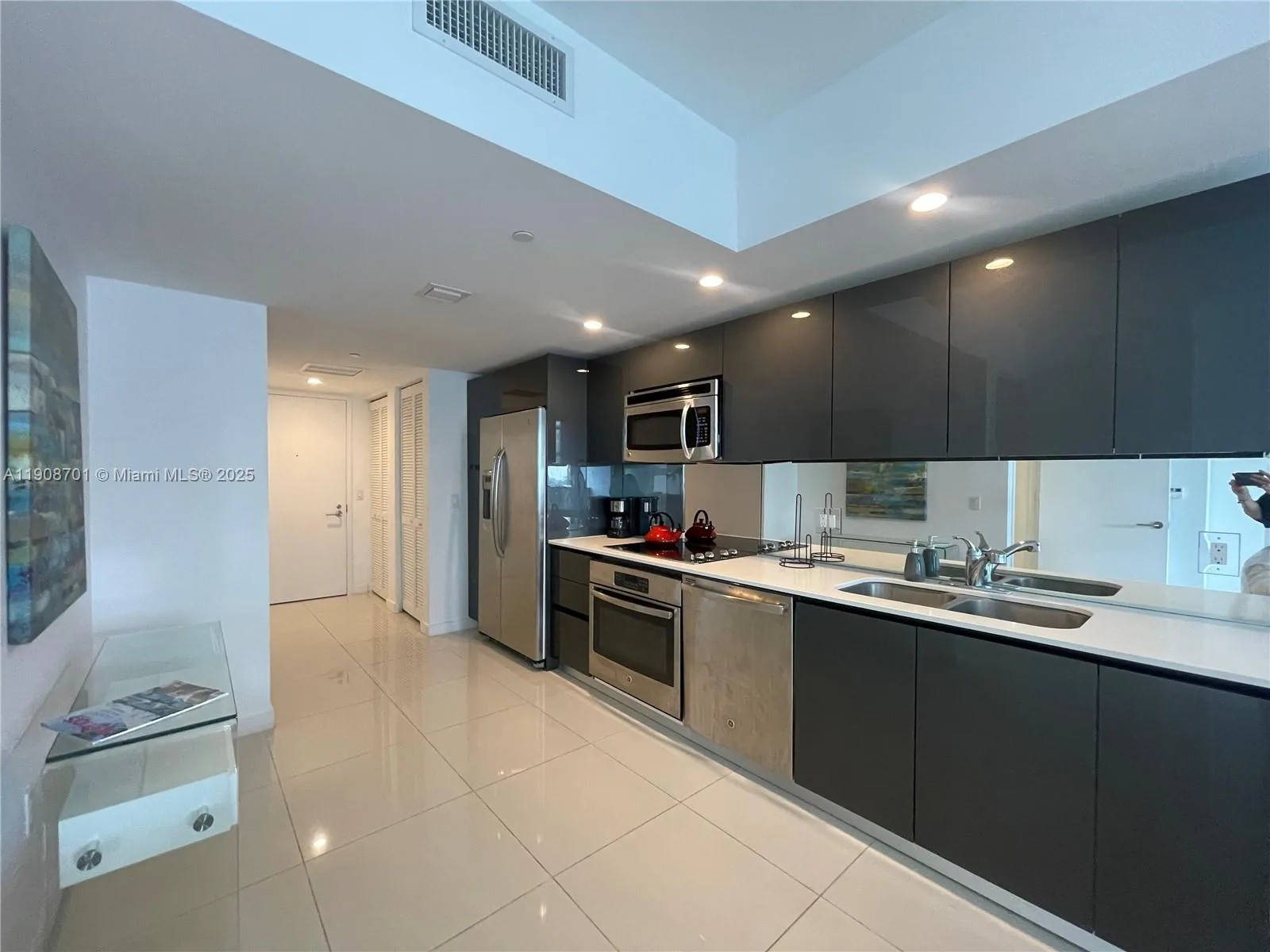 31 SE 6th St # 2503, Miami, FL 33131 photo 5