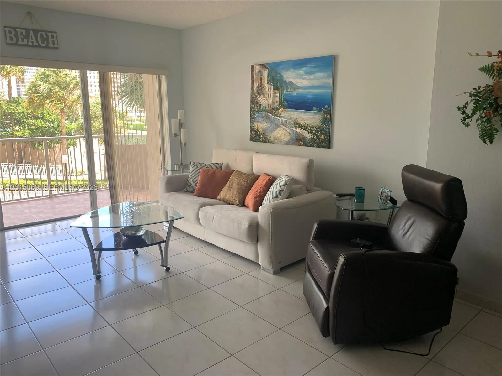 1985 S Ocean Dr # MZM, Hallandale Beach, FL 33009