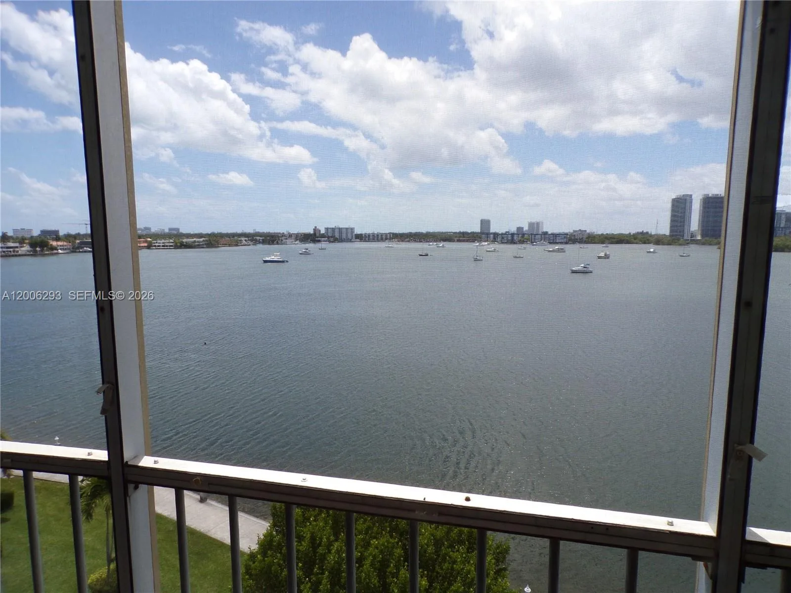 3000 Marcos Dr # P609, Aventura, FL 33160 photo 2